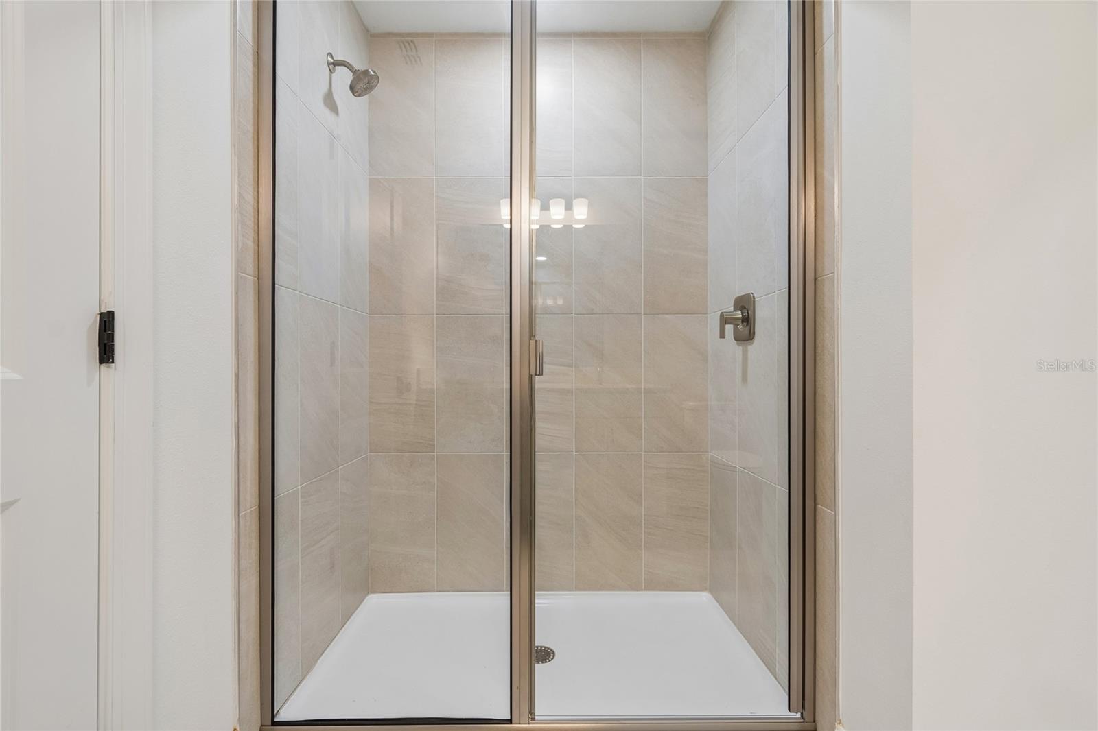 PALMERA AT WELLEN PARK - Residential