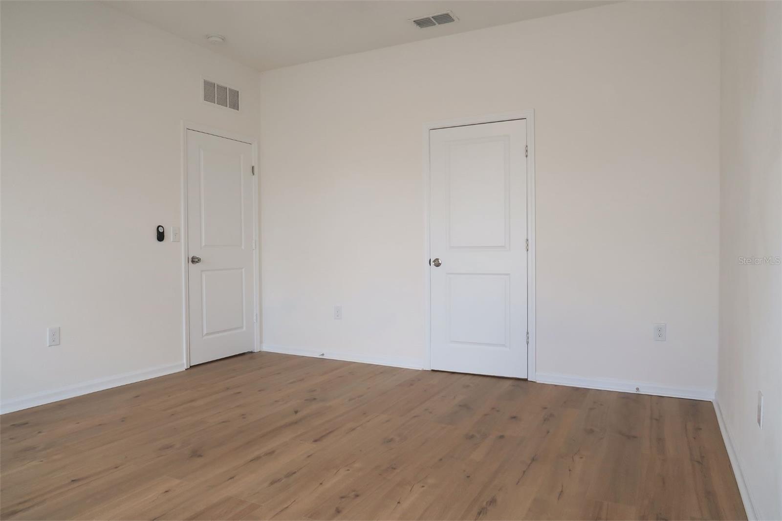 RESERVE/HLND MDWS - Residential