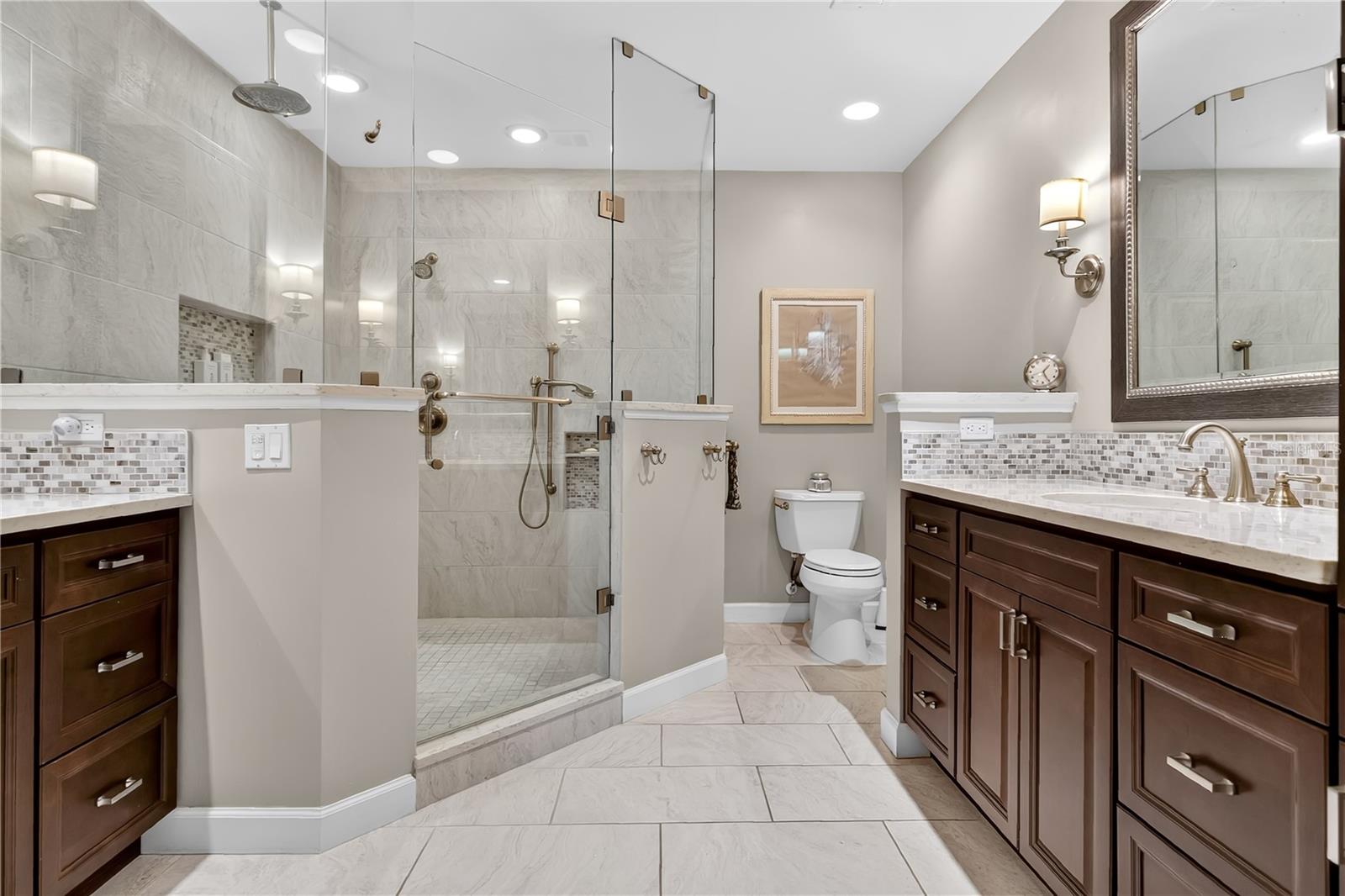 KALURNA KOTTAGES - Residential