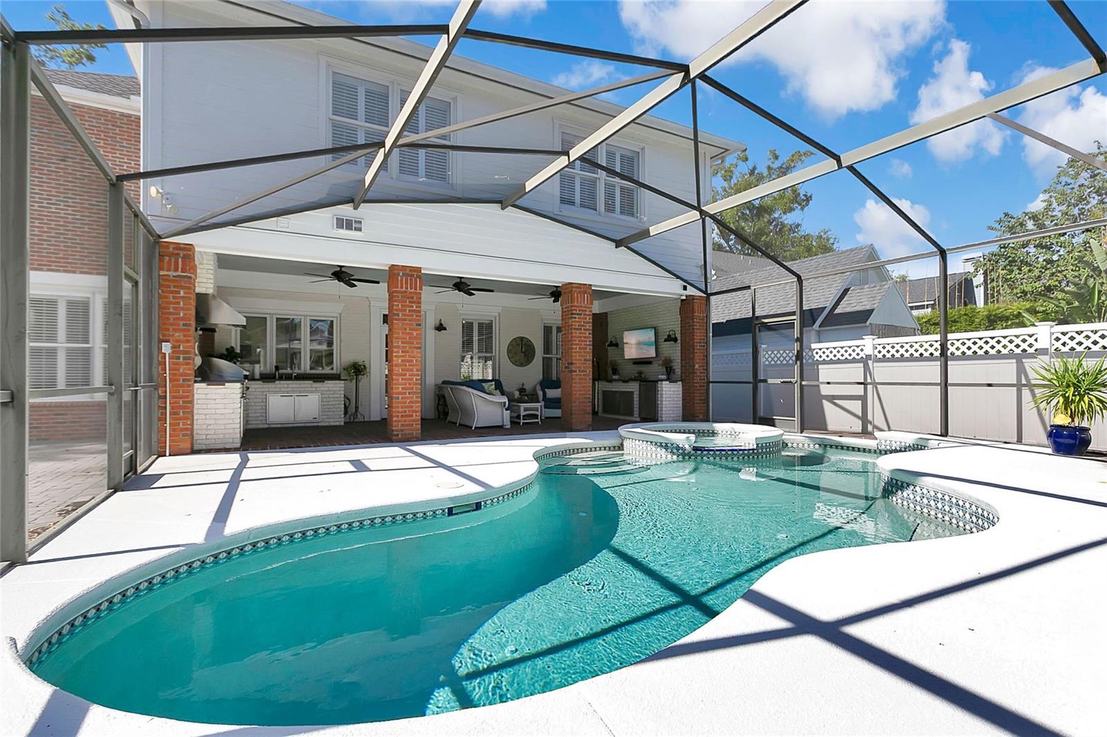 KALURNA KOTTAGES - Residential