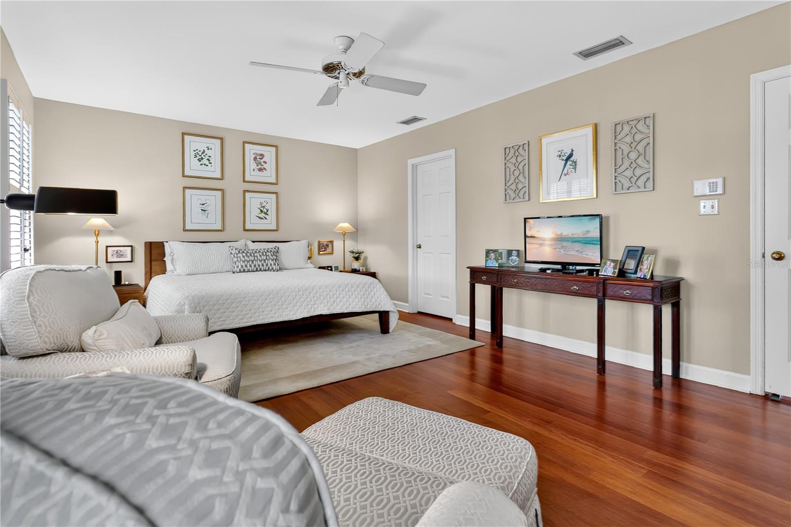 KALURNA KOTTAGES - Residential