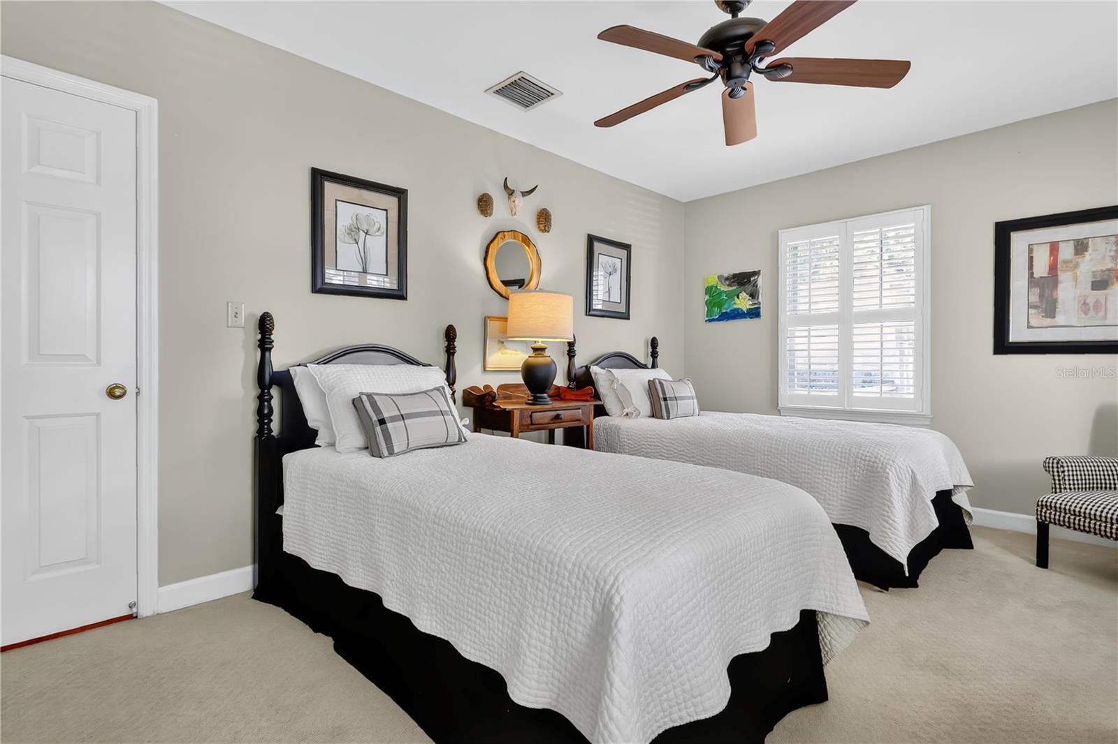 KALURNA KOTTAGES - Residential