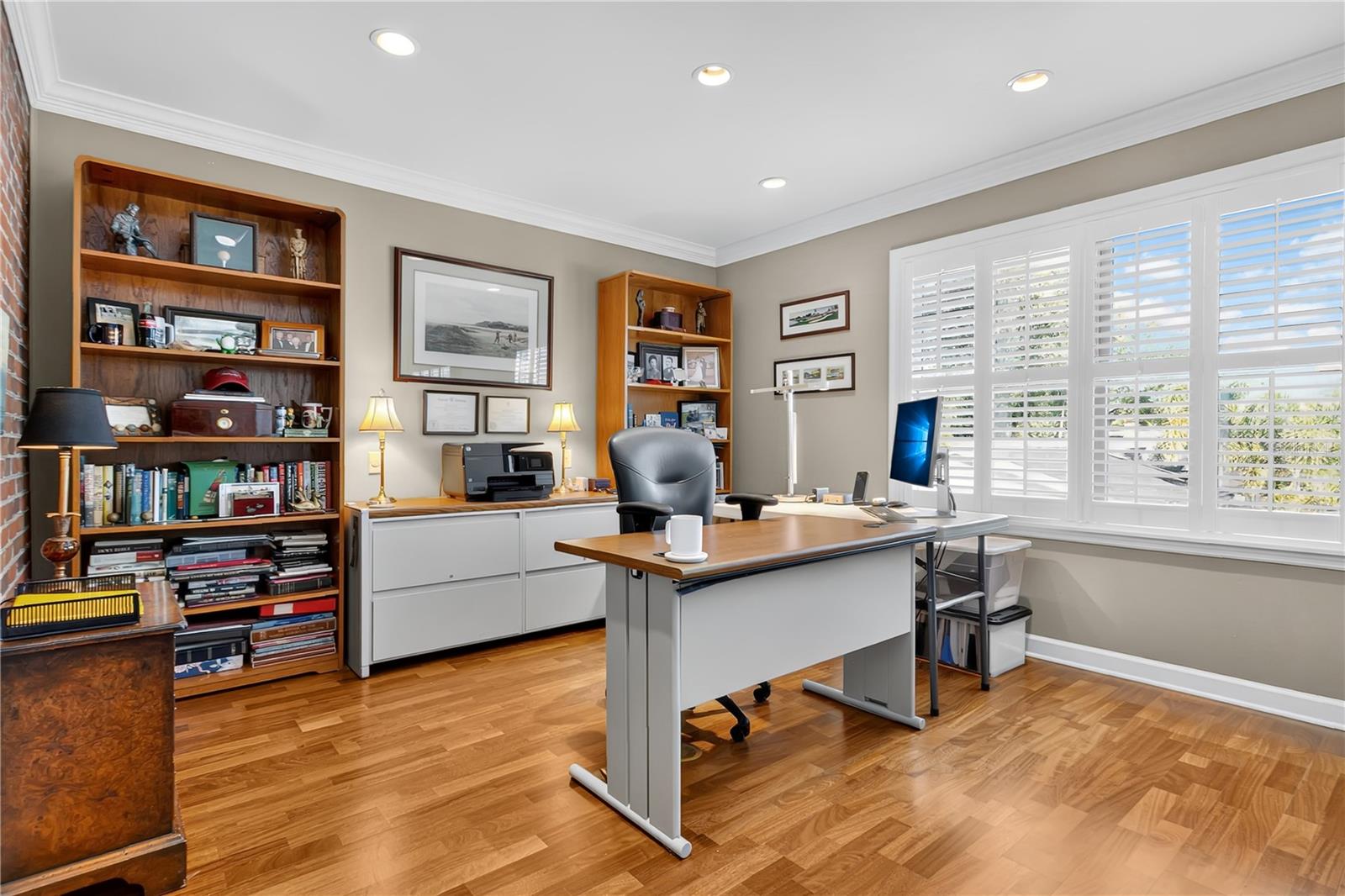 KALURNA KOTTAGES - Residential