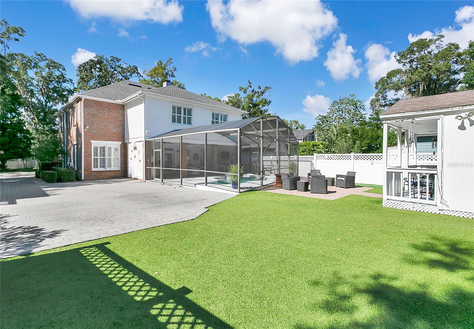 KALURNA KOTTAGES - Residential