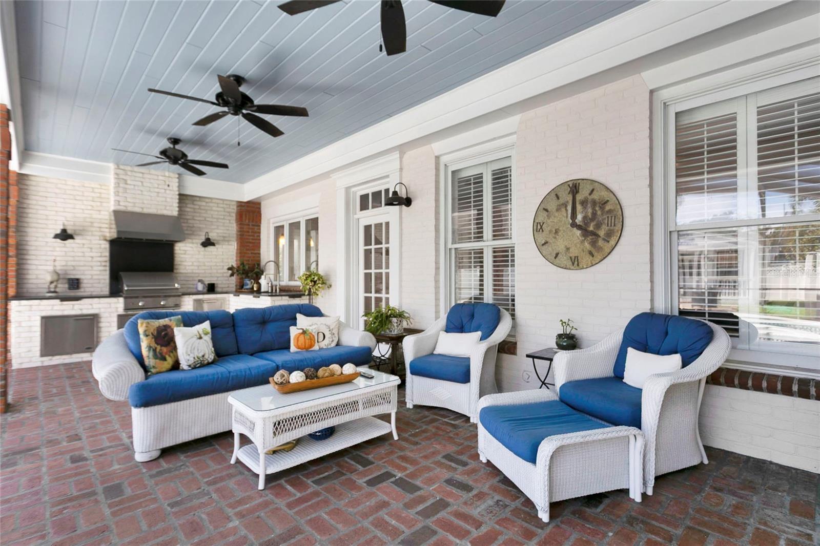 KALURNA KOTTAGES - Residential