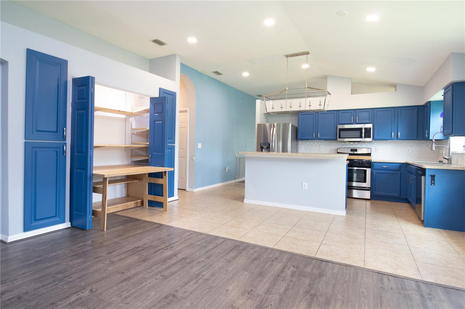 GRAND OAKS PH 02 UNITS 06 & 08 - Residential