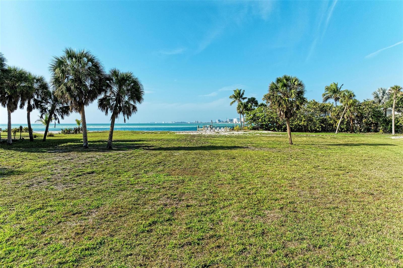 TWITCHELL RALPH S SIESTA KEY PROP - Land