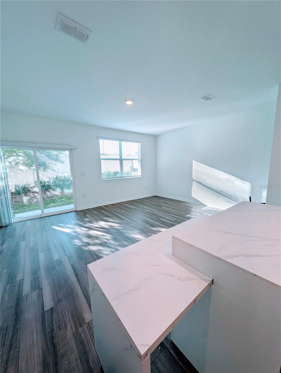 TYSON TOWNHOMES - Residential