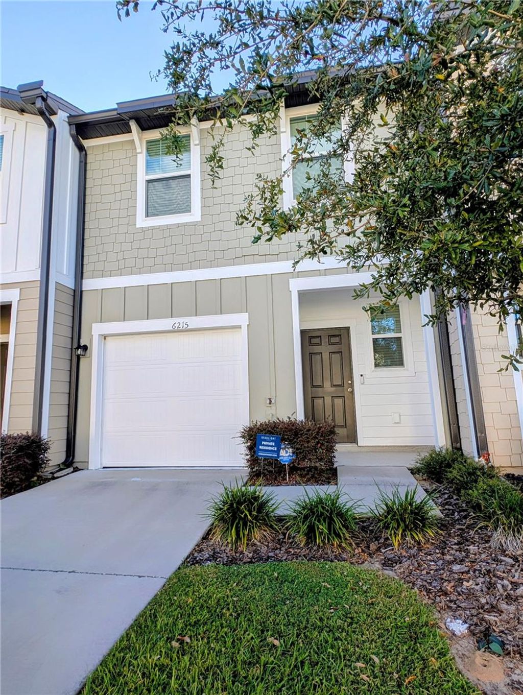 Photo of 6215 Daerr Ridge Street, Zephyrhills, FL 33542 (MLS # TB8439326)