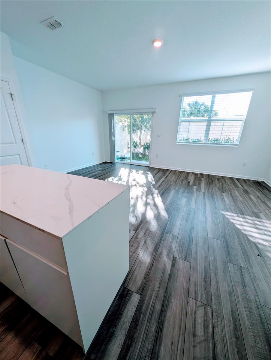 TYSON TOWNHOMES - Residential