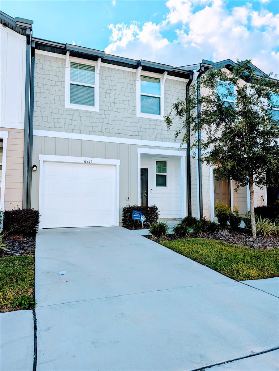 TYSON TOWNHOMES - Residential