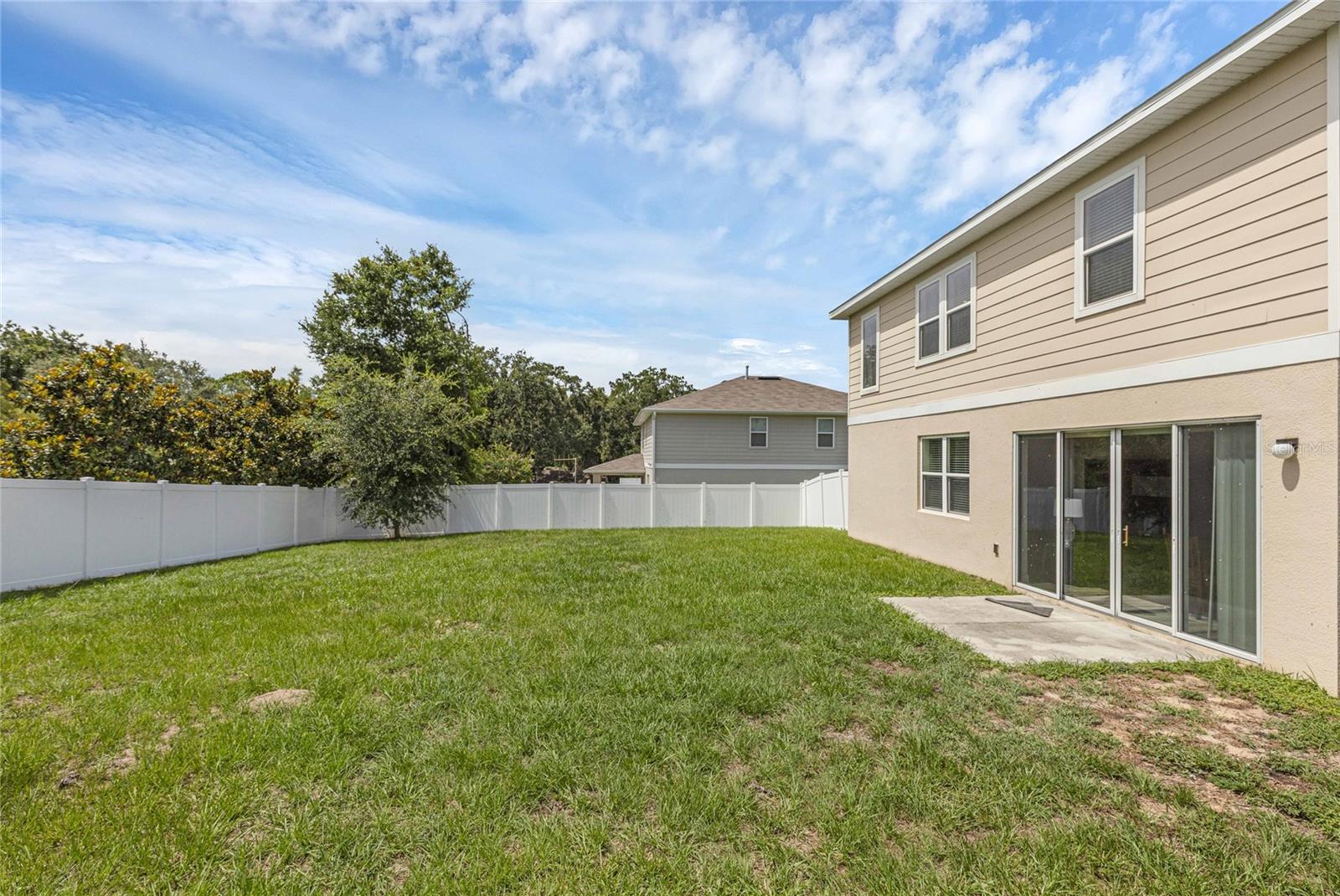2532 AUTUMN STREAM DRIVE