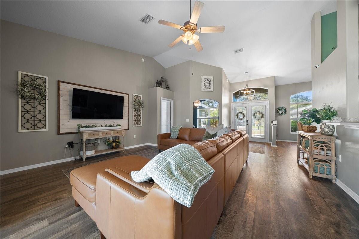 DIAMOND RDG UN 02 - Residential