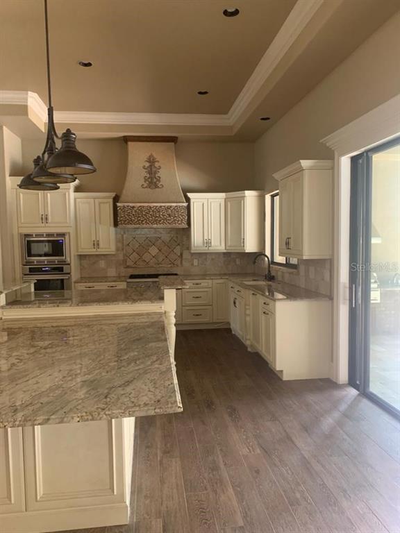 WATERSTONE - Residential