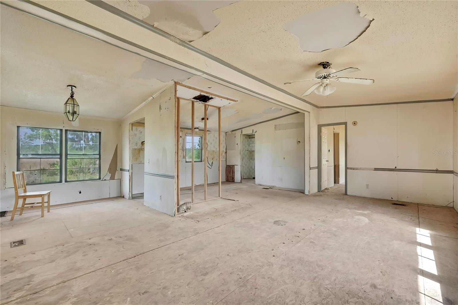 4512 N TIMBERWOOD POINT