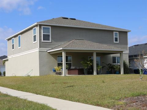 A home in WINTER HAVEN