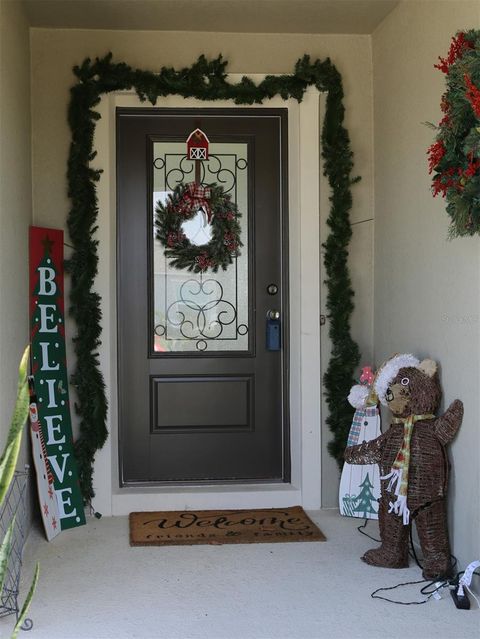 A home in WINTER HAVEN