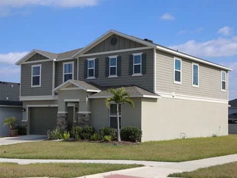 A home in WINTER HAVEN