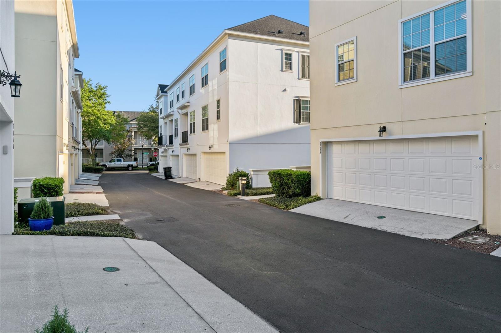 2058 PROSPECT AVENUE