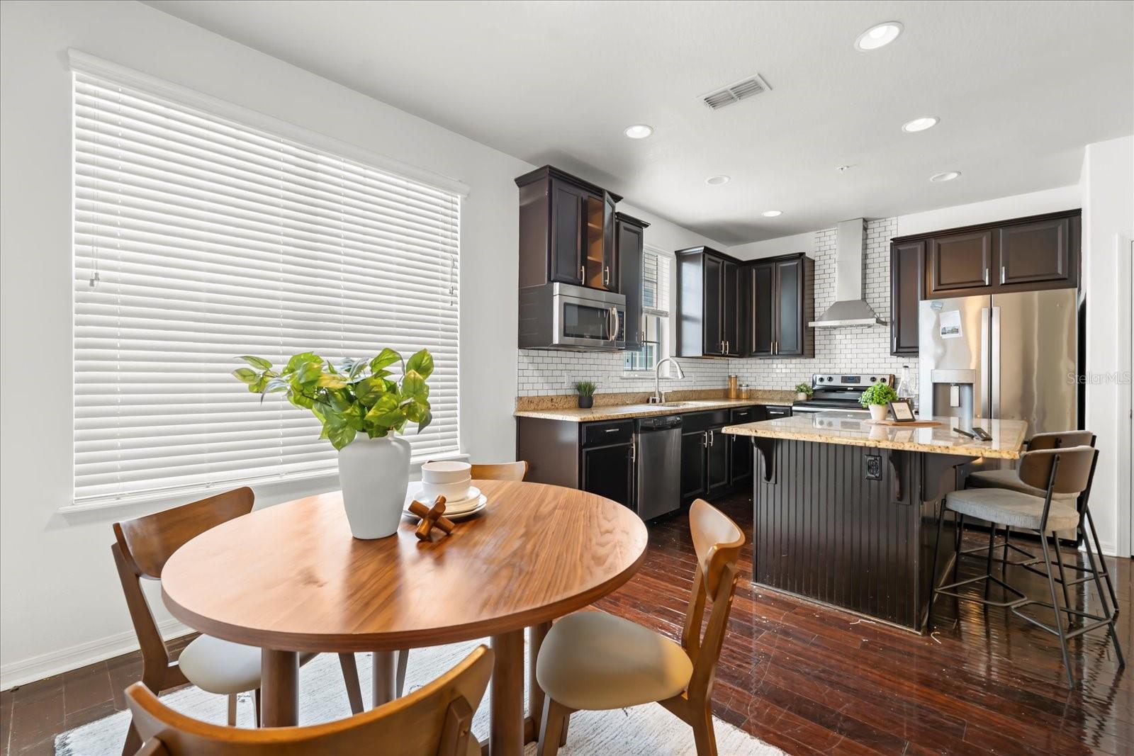 BALDWIN PARK - Residential