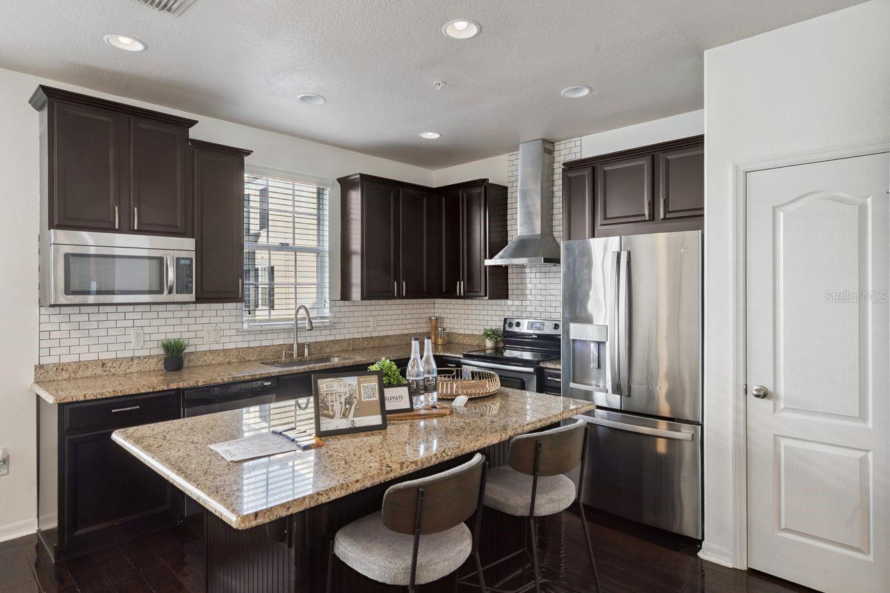 2058 PROSPECT AVENUE