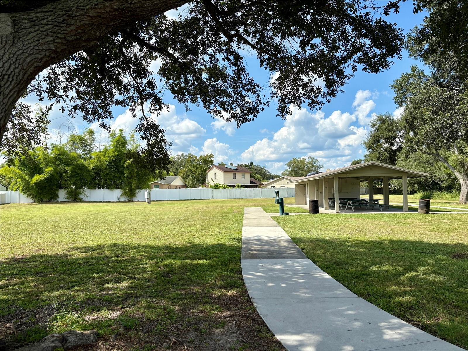 LAKEVIEW VILLAGE SEC K UNI - Residential