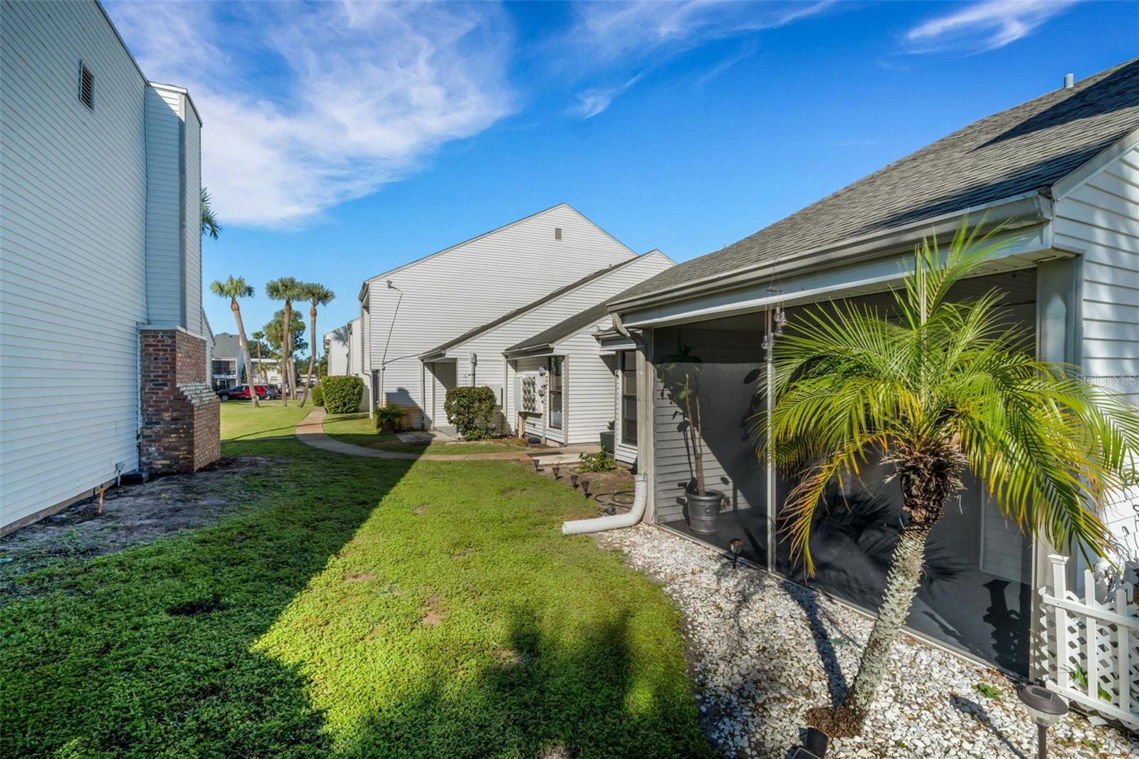 PALMS OF TARPON SPGS THE CONDO - Residential