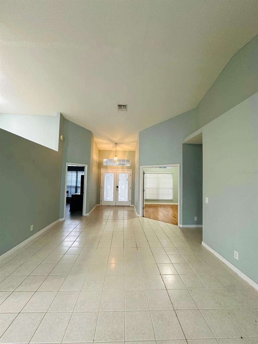 GROVE/HARBOR HILLS - Residential