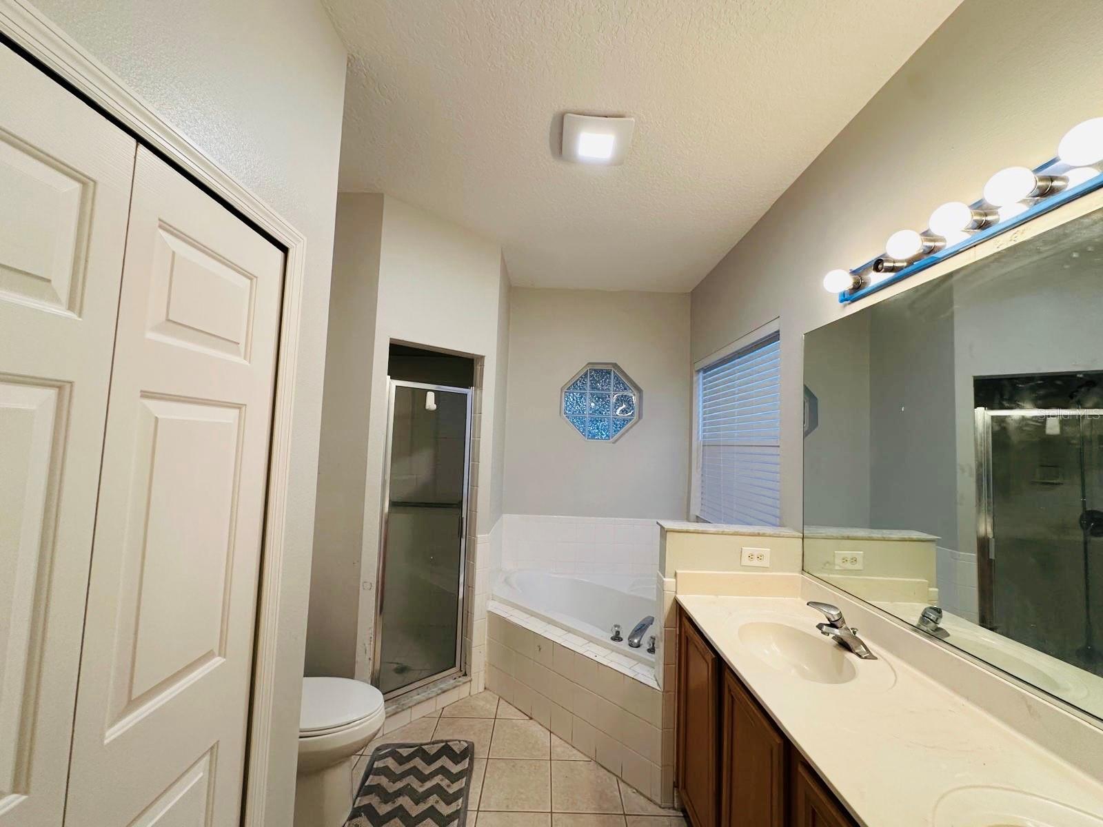 GROVE/HARBOR HILLS - Residential