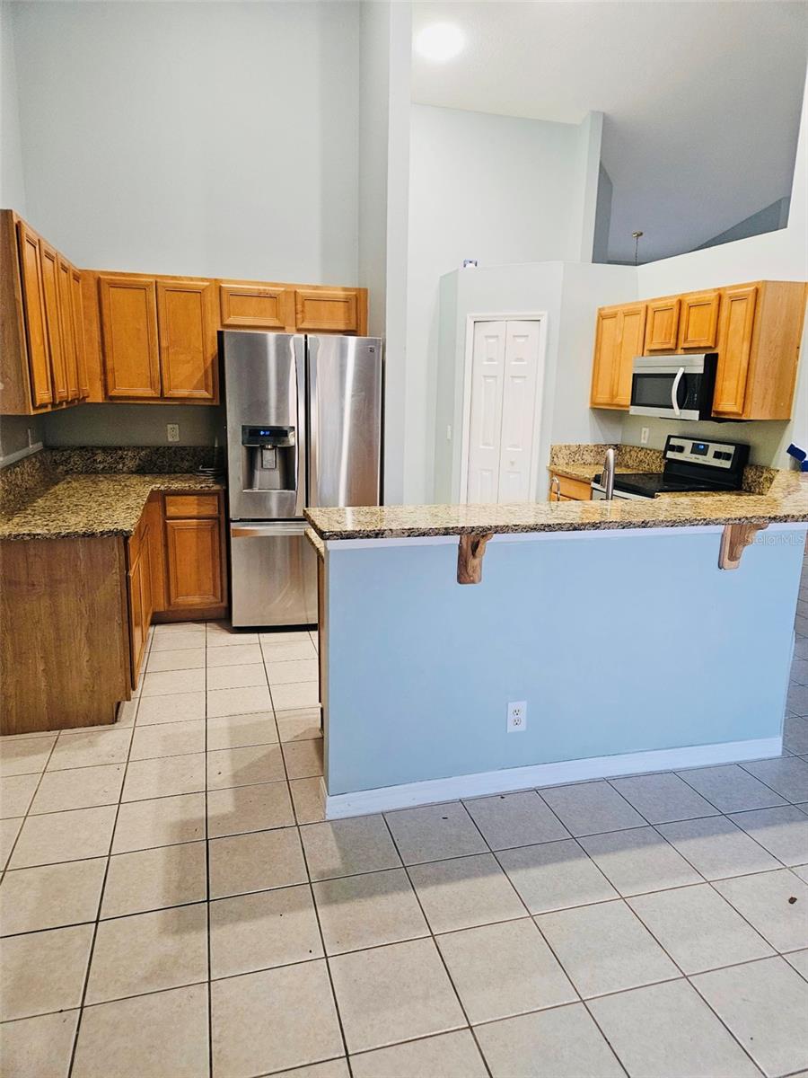 GROVE/HARBOR HILLS - Residential