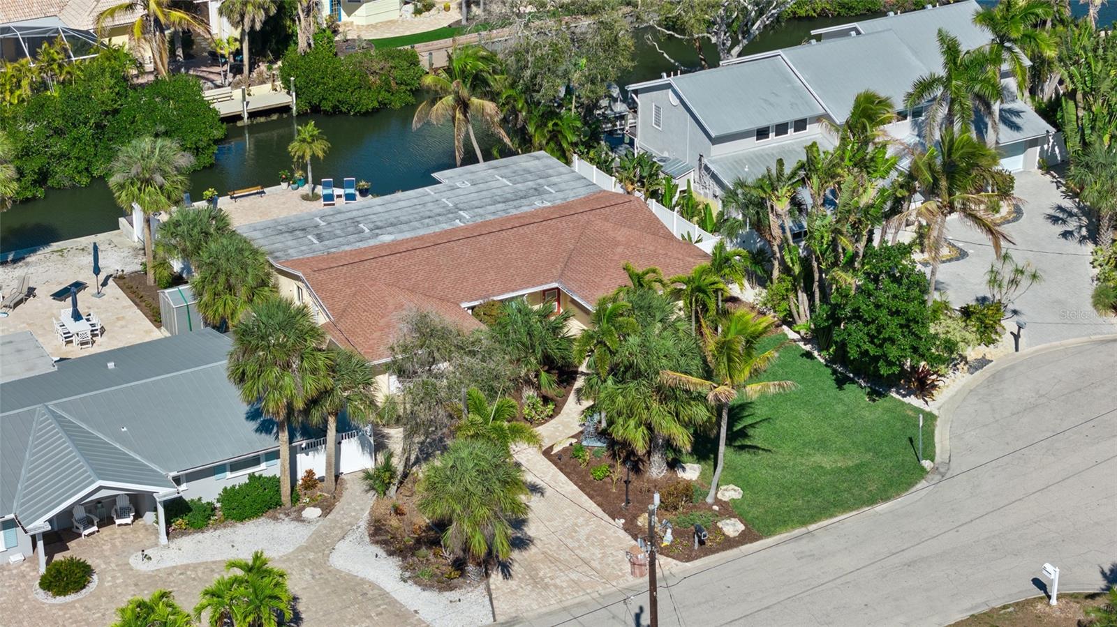 SIESTA MANOR SEC 3 - Residential