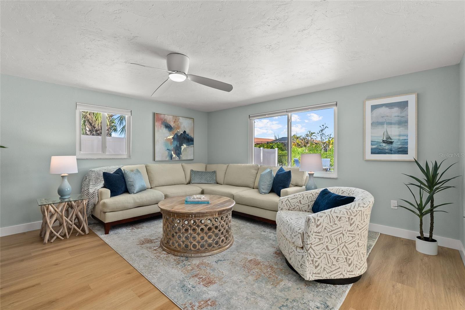 SIESTA MANOR SEC 3 - Residential