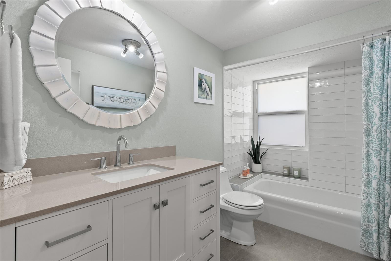 SIESTA MANOR SEC 3 - Residential