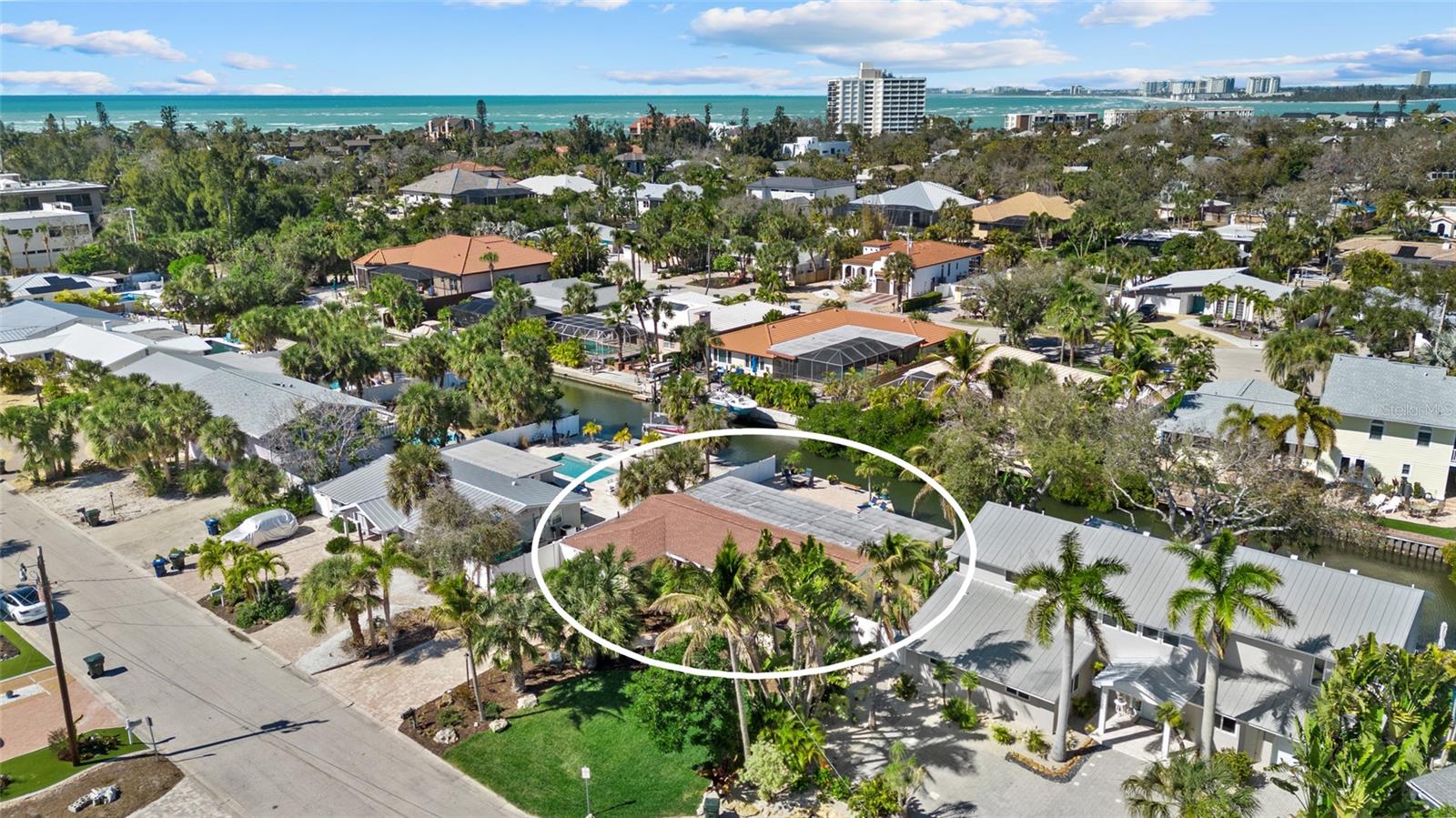 SIESTA MANOR SEC 3 - Residential