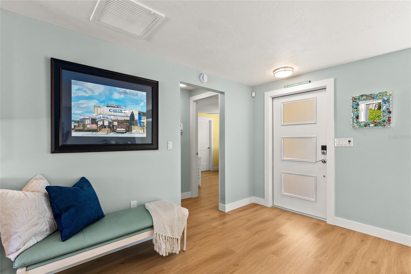 SIESTA MANOR SEC 3 - Residential