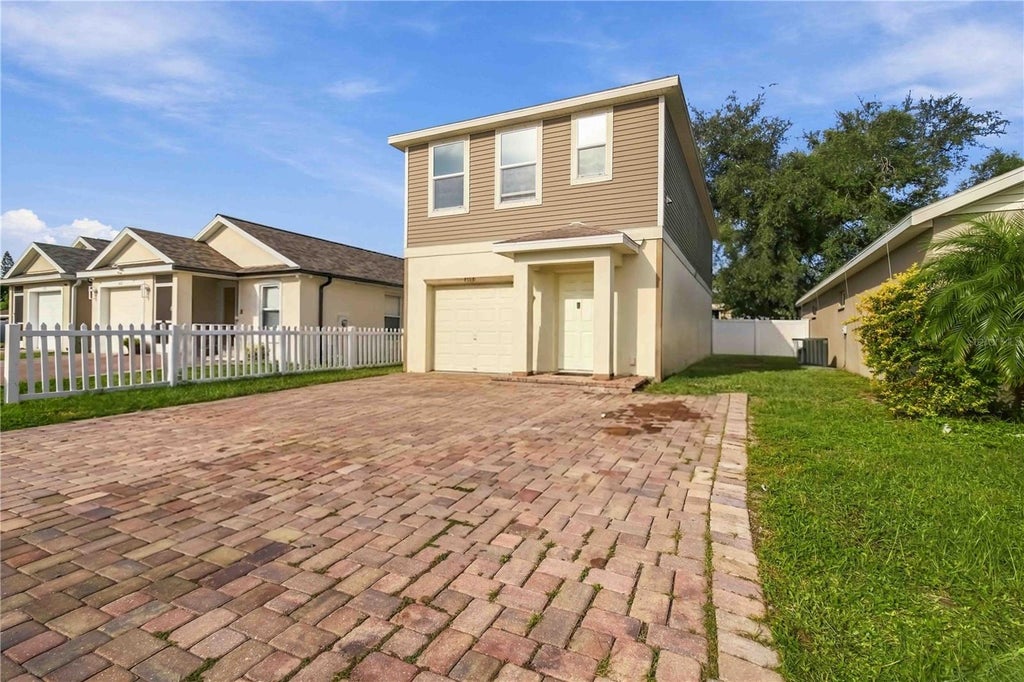 Photo of 4118 11th Street E, Bradenton, FL 34208 (MLS # A4707829)