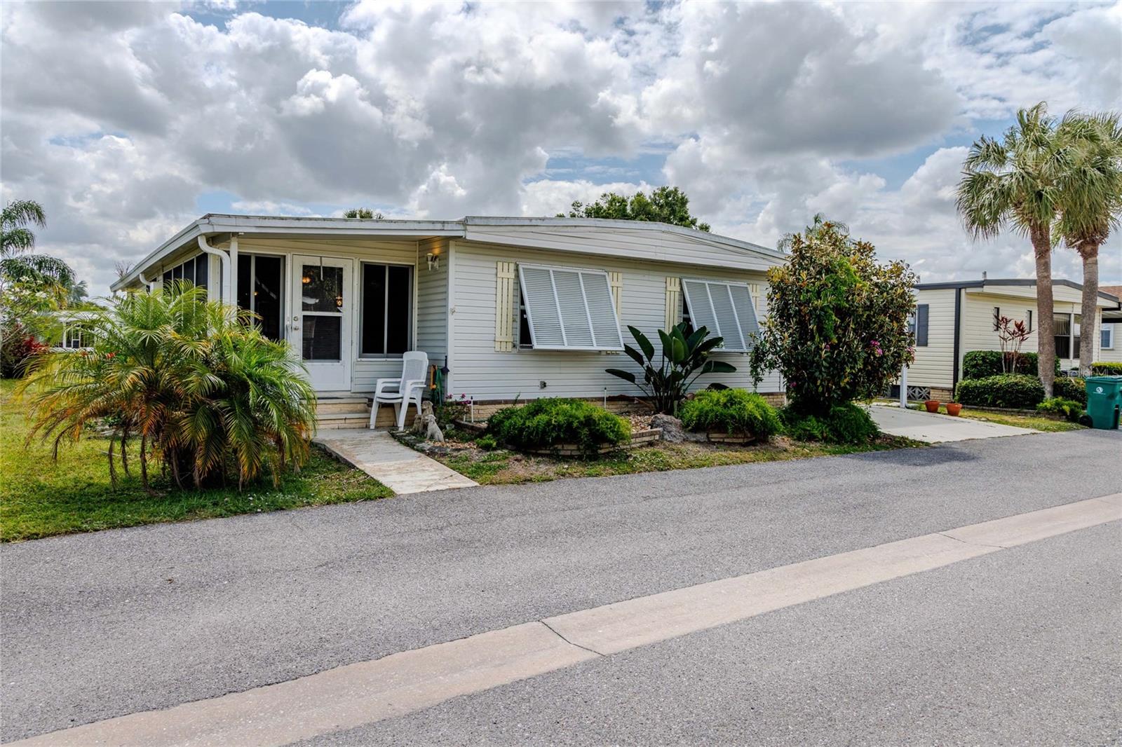 2100 KINGS HIGHWAY 969