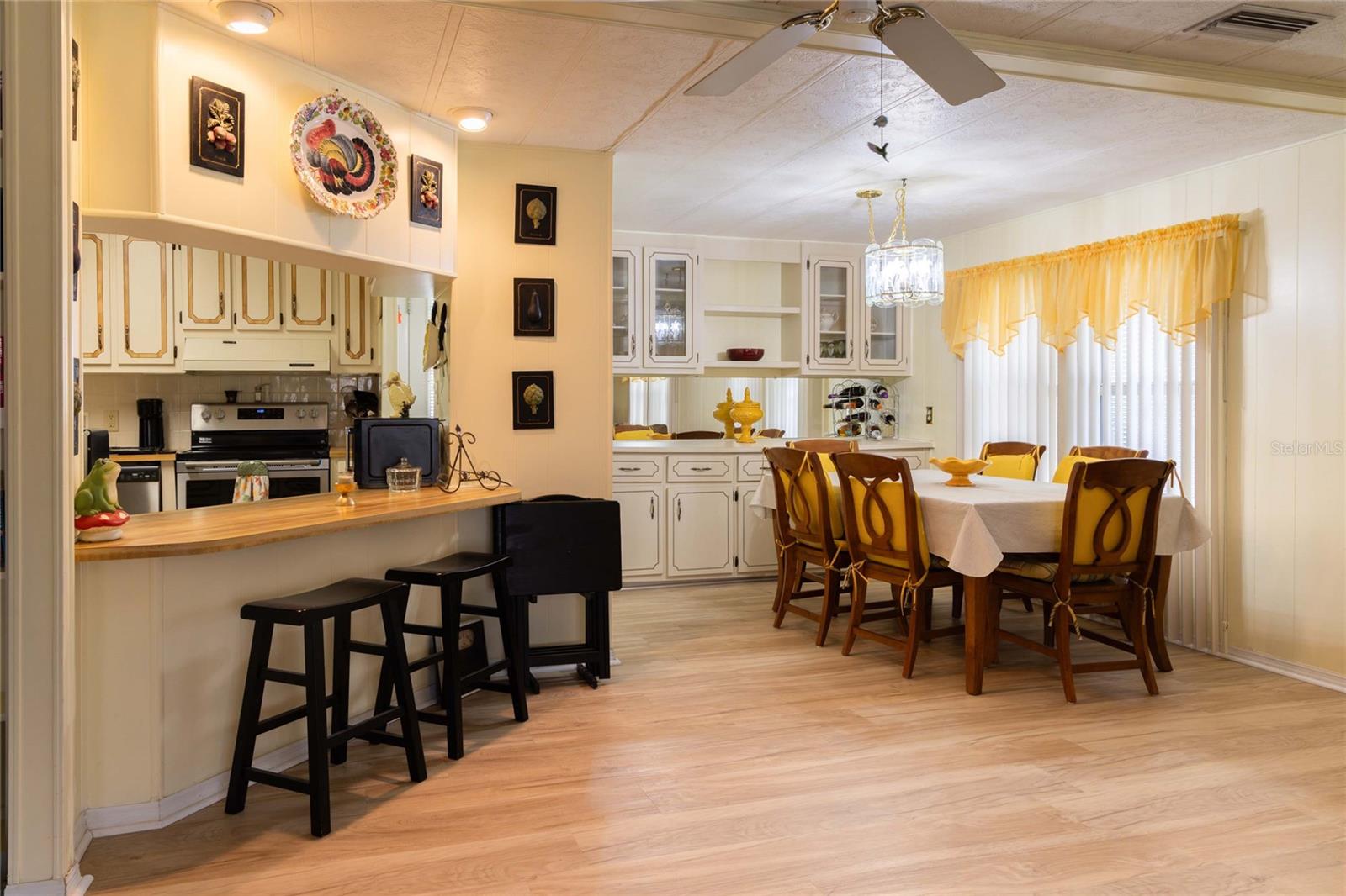 2100 KINGS HIGHWAY 969