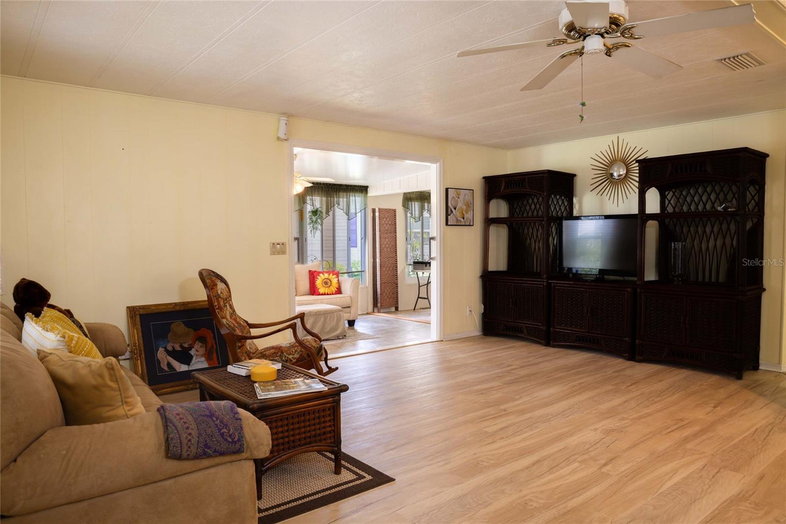 MAPLE LEAF ESTATES - Residential