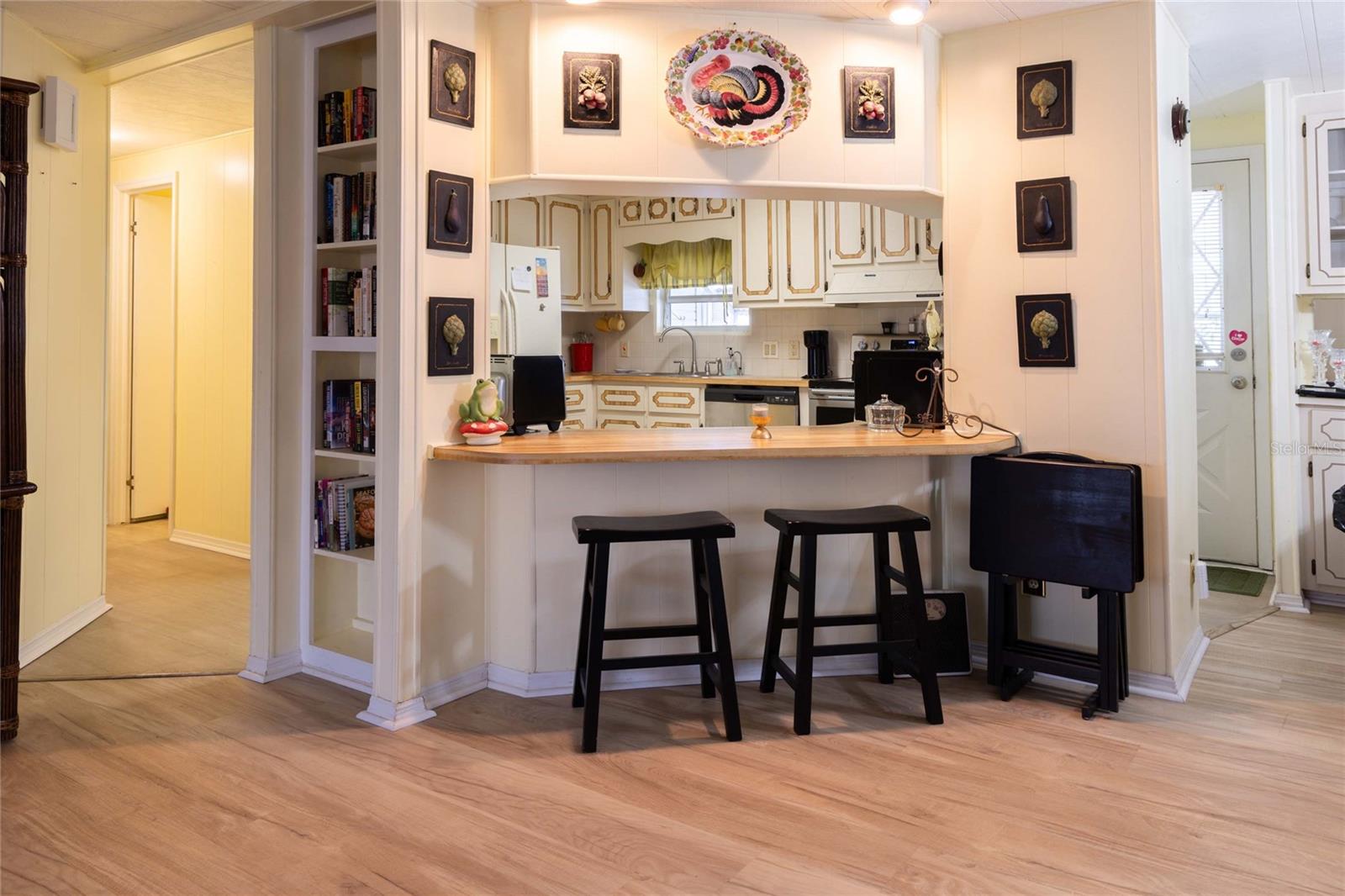 MAPLE LEAF ESTATES - Residential