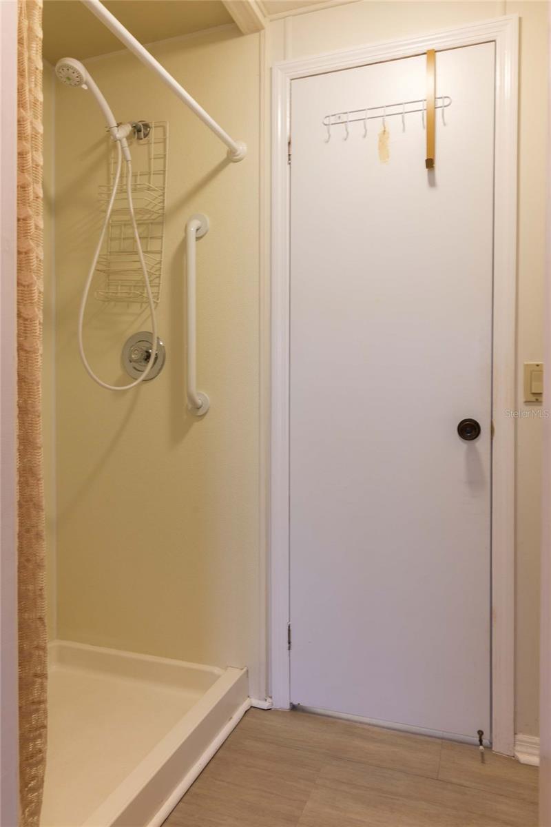 MAPLE LEAF ESTATES - Residential