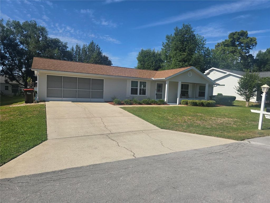 Photo of 8530 SW 108th Street, Ocala, FL 34481 (MLS # OM723822)
