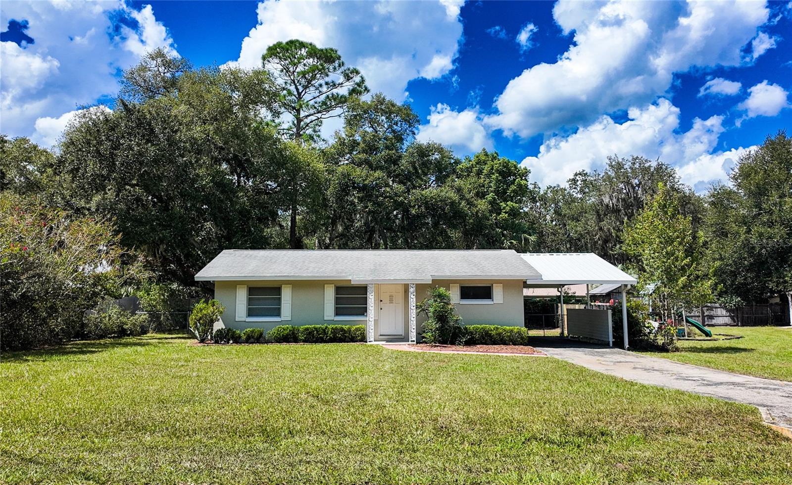 SILVER LAKES ACRES - Residential