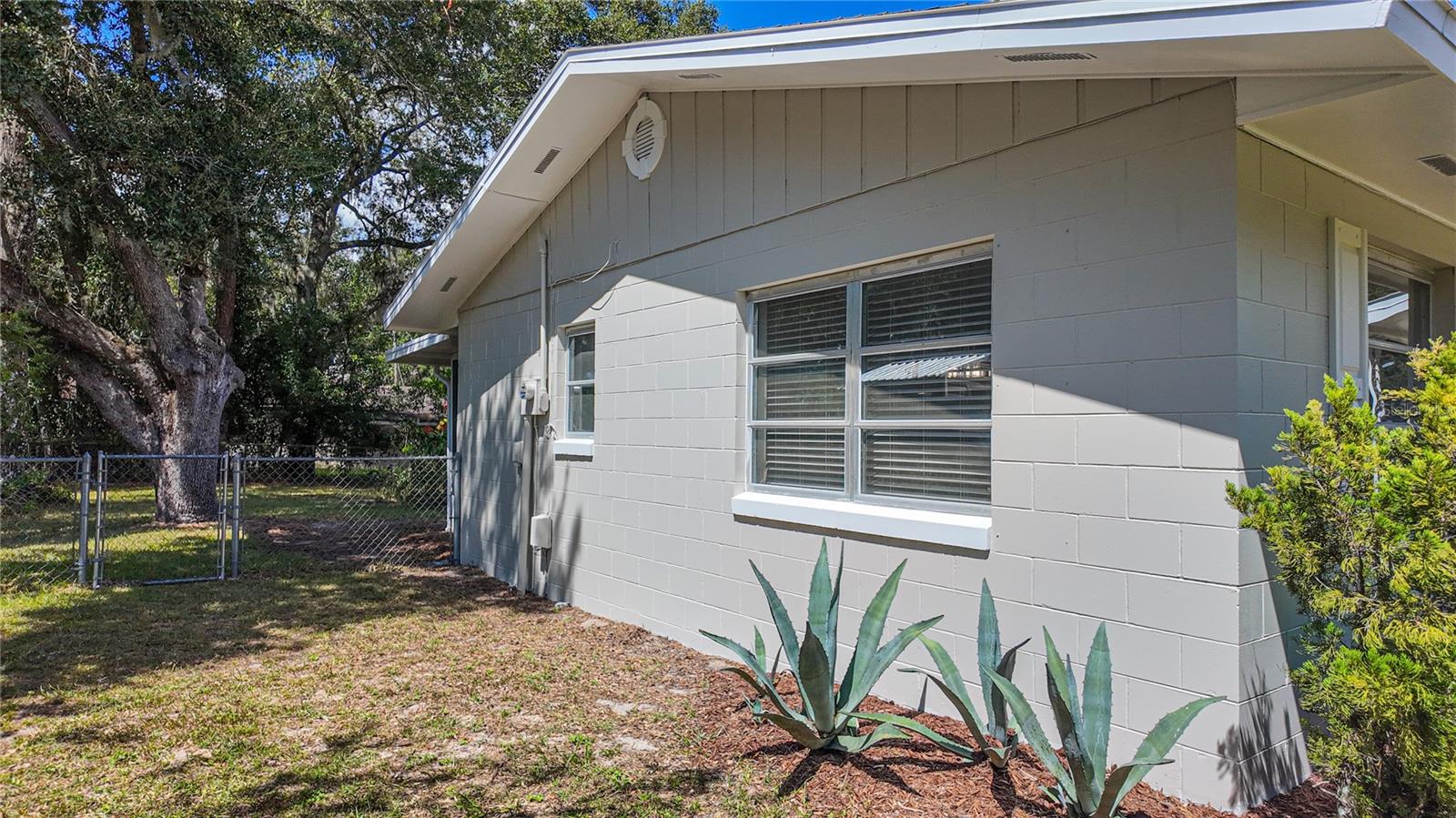 SILVER LAKES ACRES - Residential