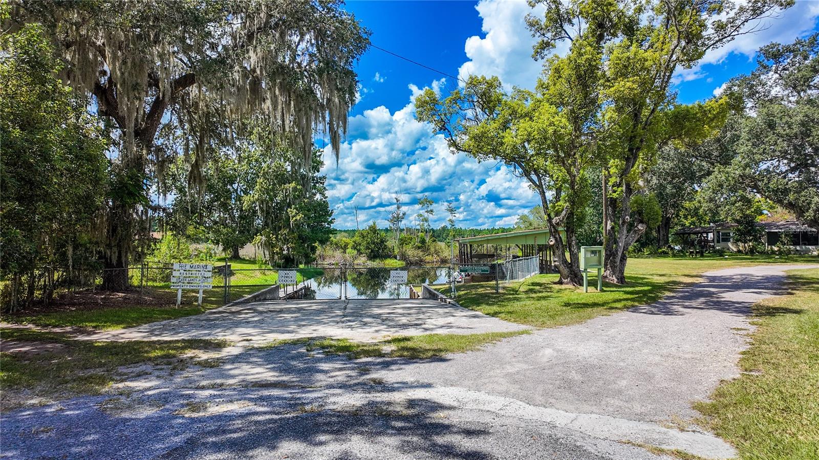 SILVER LAKES ACRES - Residential