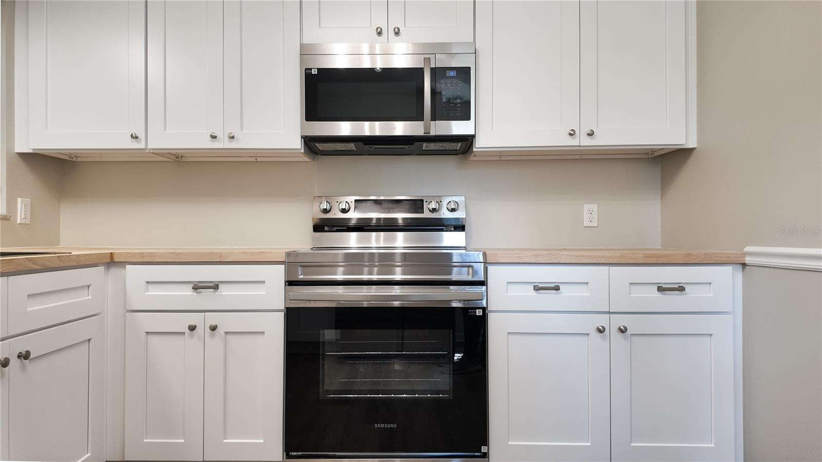 SILVER LAKES ACRES - Residential