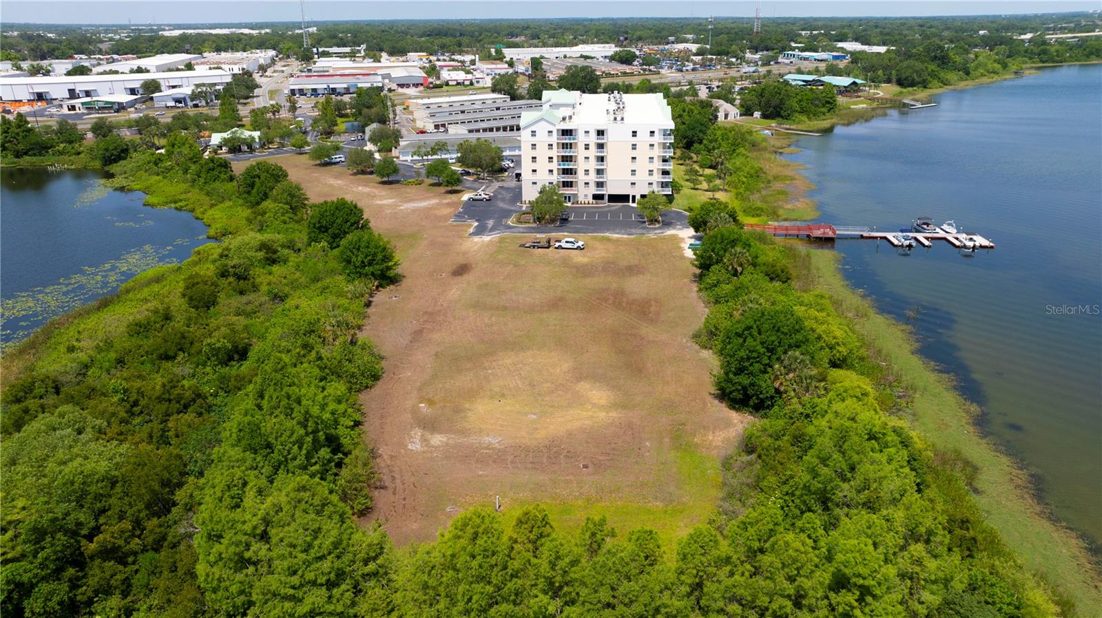 FAIRVIEW POINTE - Land