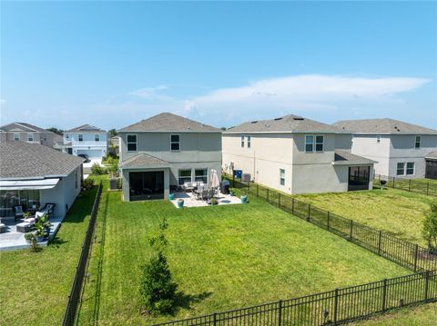 A home in PALMETTO