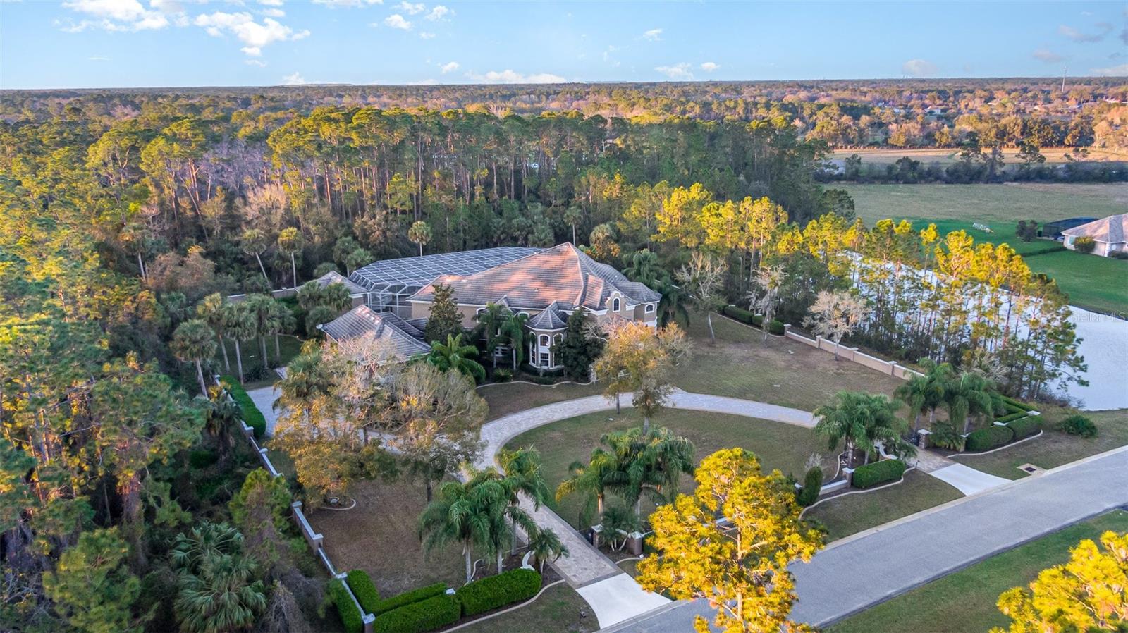 WHISPERING CREEK UNIT 02 - Residential