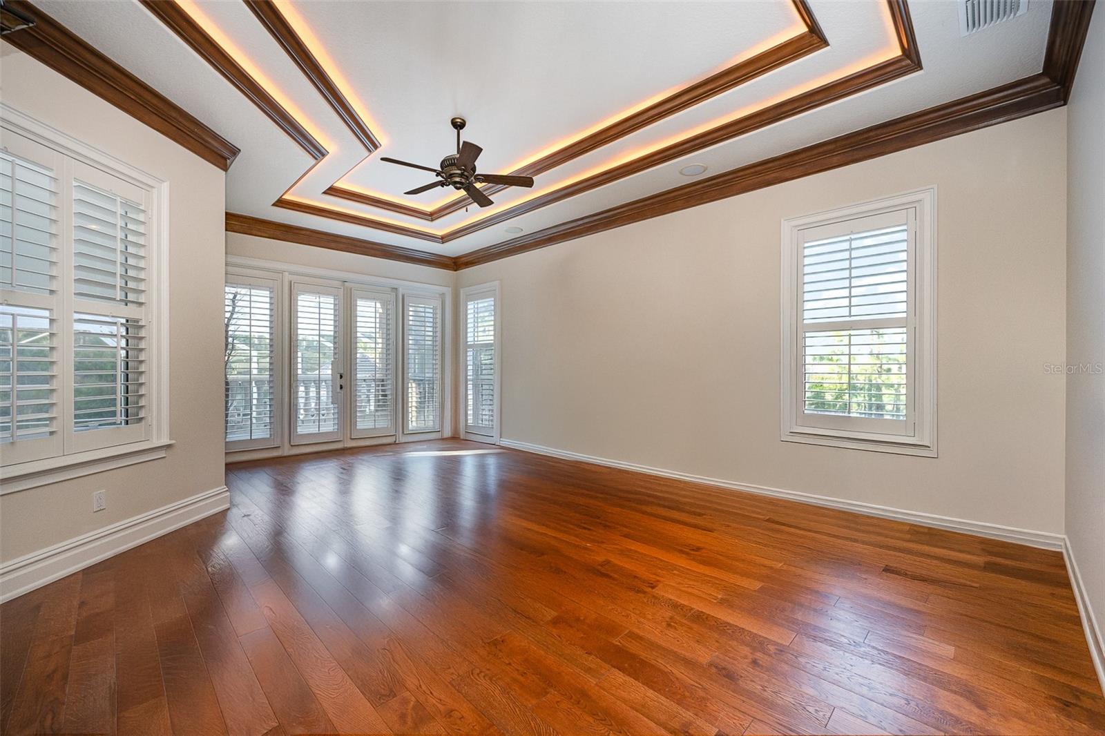 WHISPERING CREEK UNIT 02 - Residential